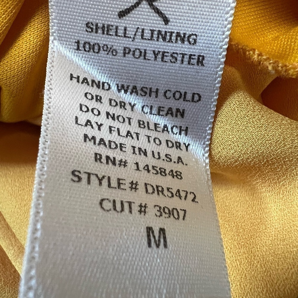Everly Yellow Above Knee Dress Size M  Knee Length - Picture 8 of 8